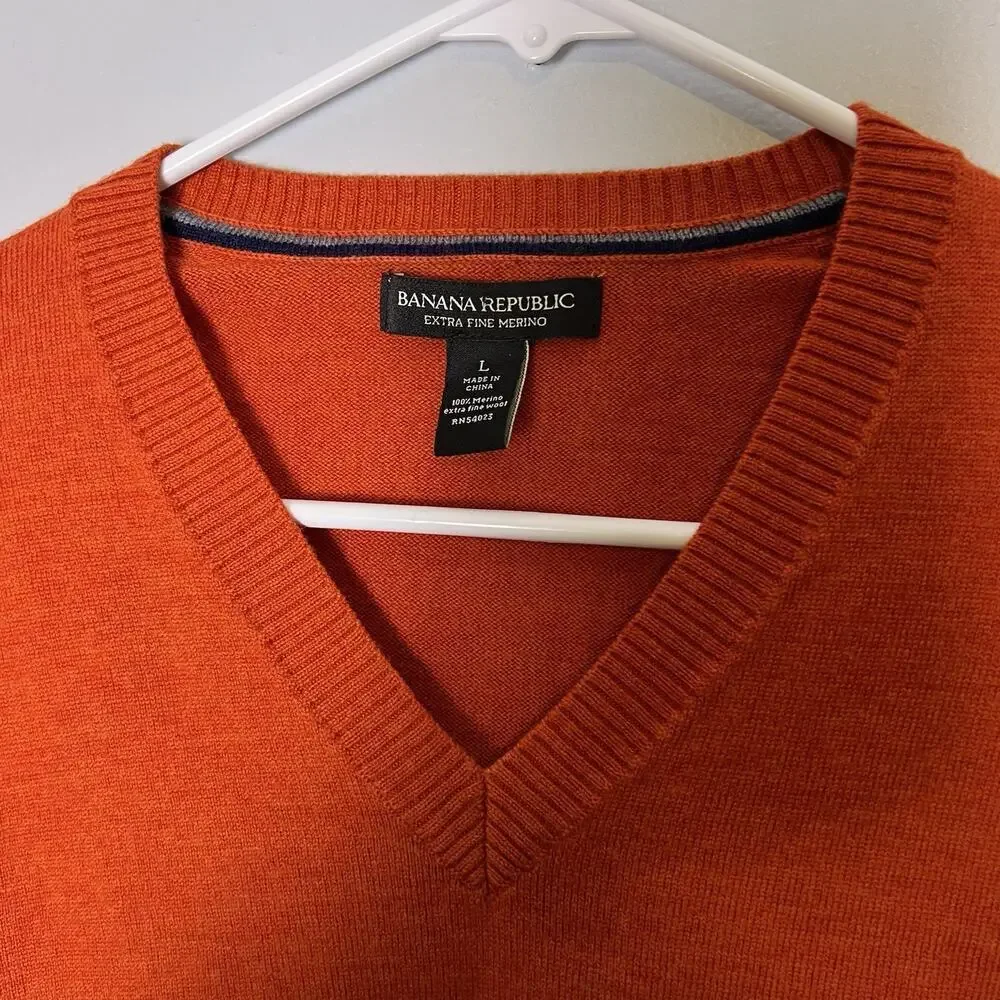 Banana Republic Men's Merino Wool V Neck Sweater Orange Sz L
